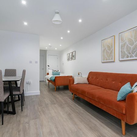 Flat In Queens Park London Exterior photo